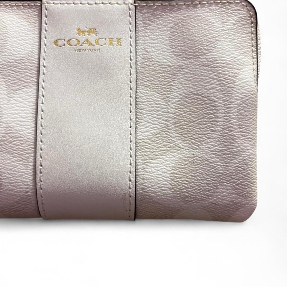 Coach Wristlet - Picture 3 of 3